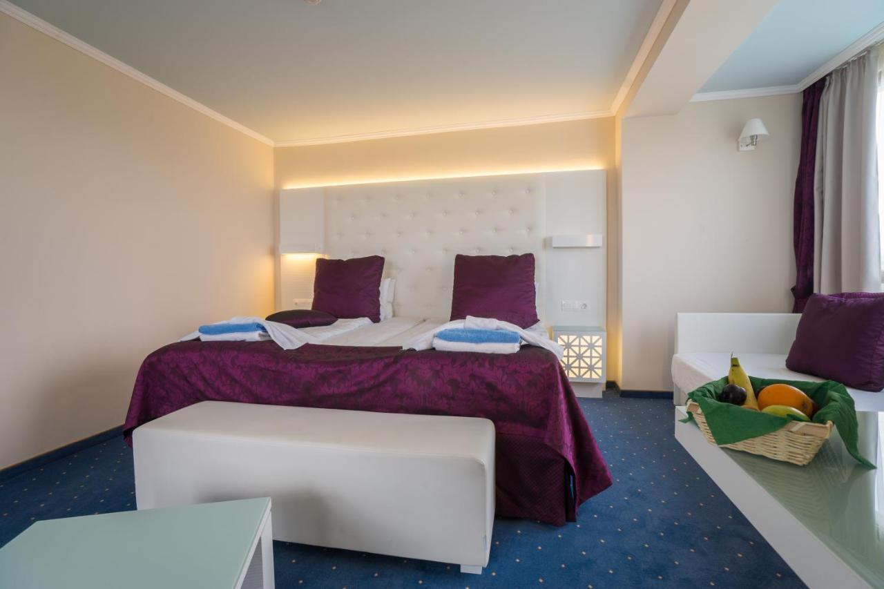 Perla Royal Hotel Primorsko Exterior photo
